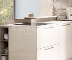 Cuisine crème : façades brillantes et four encastrable pour un style contemporain - 2