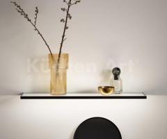 Cuisine avec îlot en bois chêne fin noir et surfaces en pierre naturel avec tiroirs a l'anglaise - 2