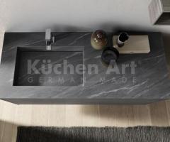 Salle de Bain Moderne en Stratifiés Unicolor avec Vasque Intégrée Scivolo - 3