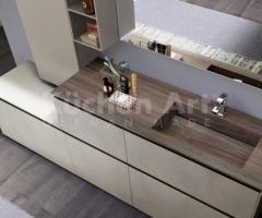 Salle de Bains sans poignée avec lavabo Intégré et plan de travail effet bois
